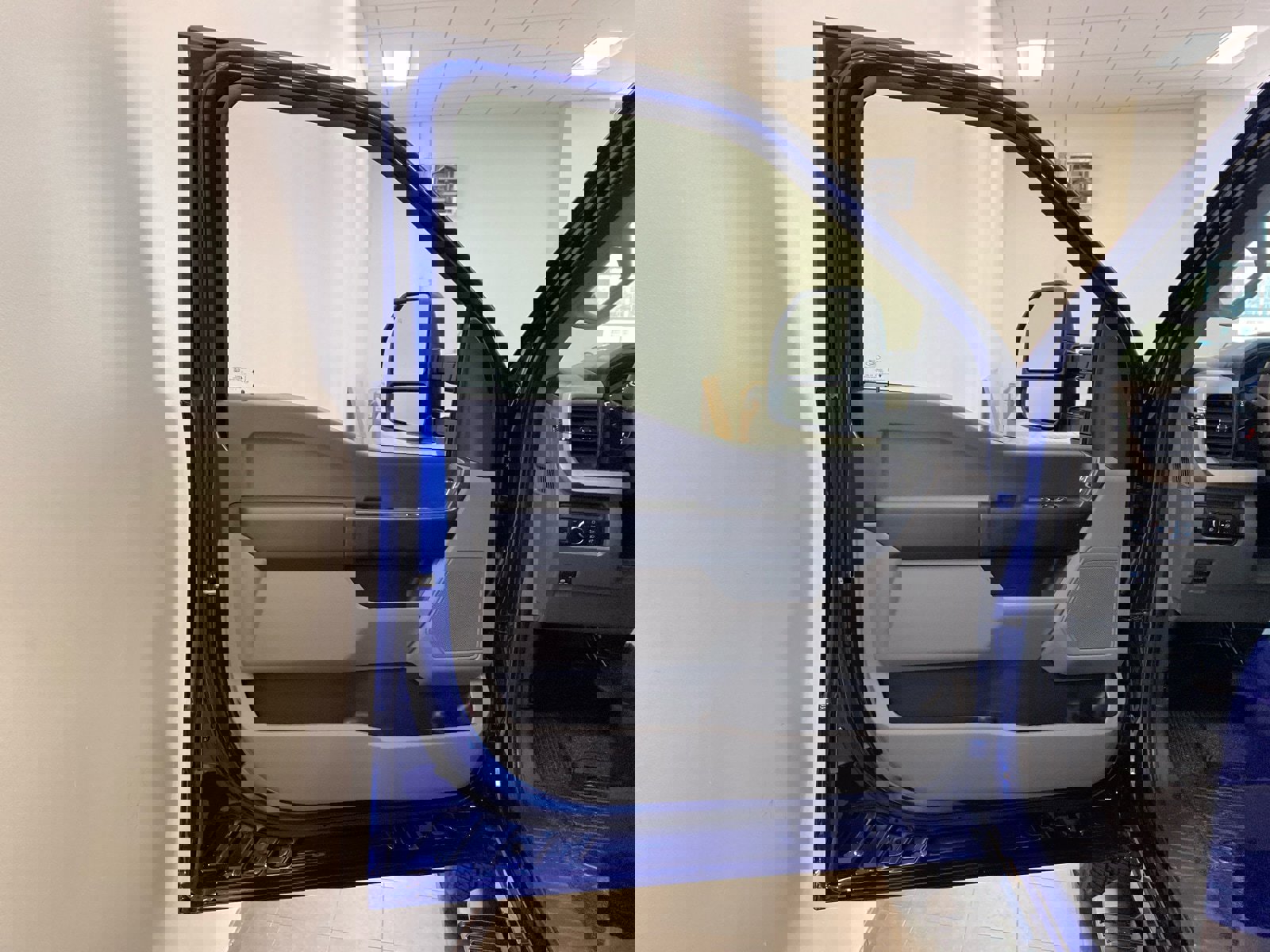 New 2026 Ford F250 XL w/ XL Chrome Package image 9