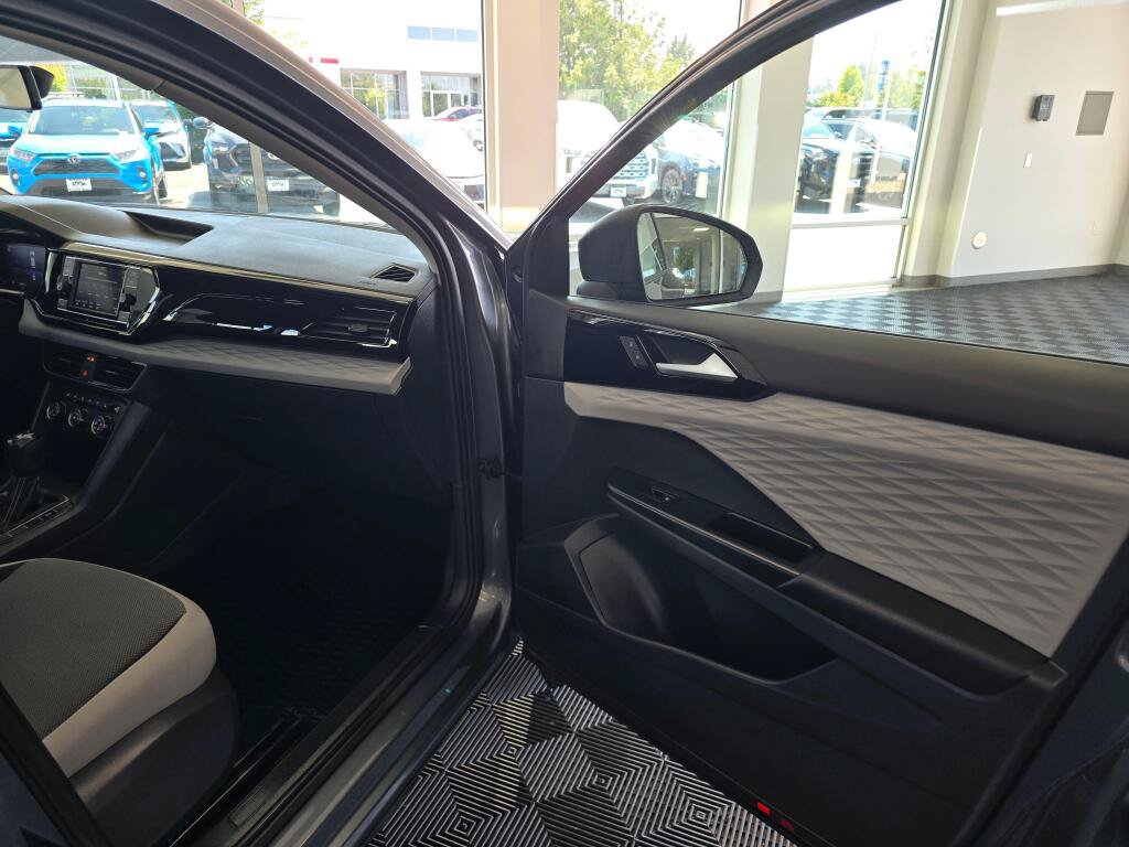Used 2022 Volkswagen Taos S AWD/4WD image 39