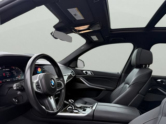 Used 2021 BMW X5 M50i AWD/4WD image 15