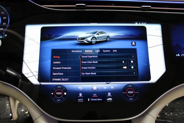 Used 2023 Mercedes-Benz EQS 580 4MATIC Sedan image 30