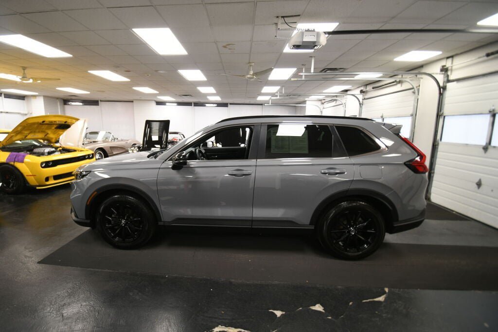 Used 2024 Honda CR-V Sport image 4