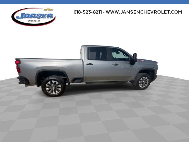Used 2024 Chevrolet Silverado 2500 Custom w/ Custom Value Package image 9