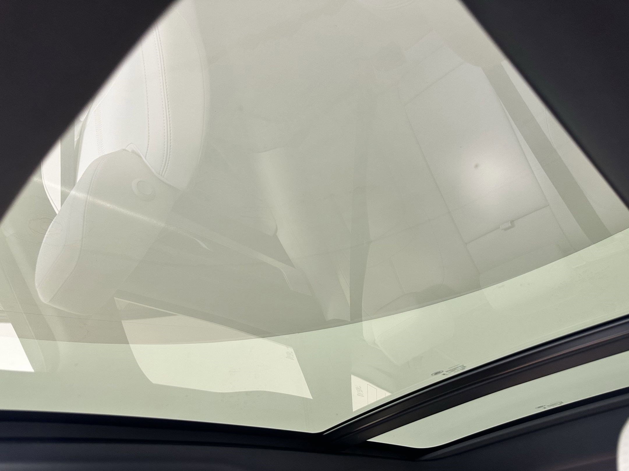 Used 2026 Jaguar F-PACE R-Dynamic S image 12