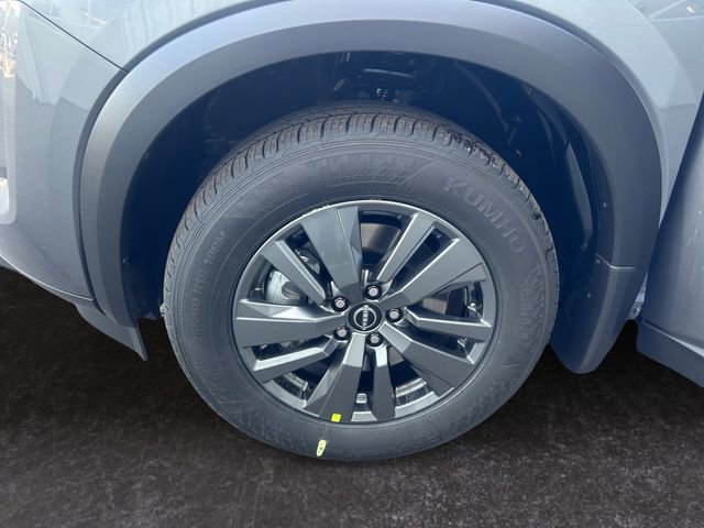 New 2025 Nissan Pathfinder SV image 29