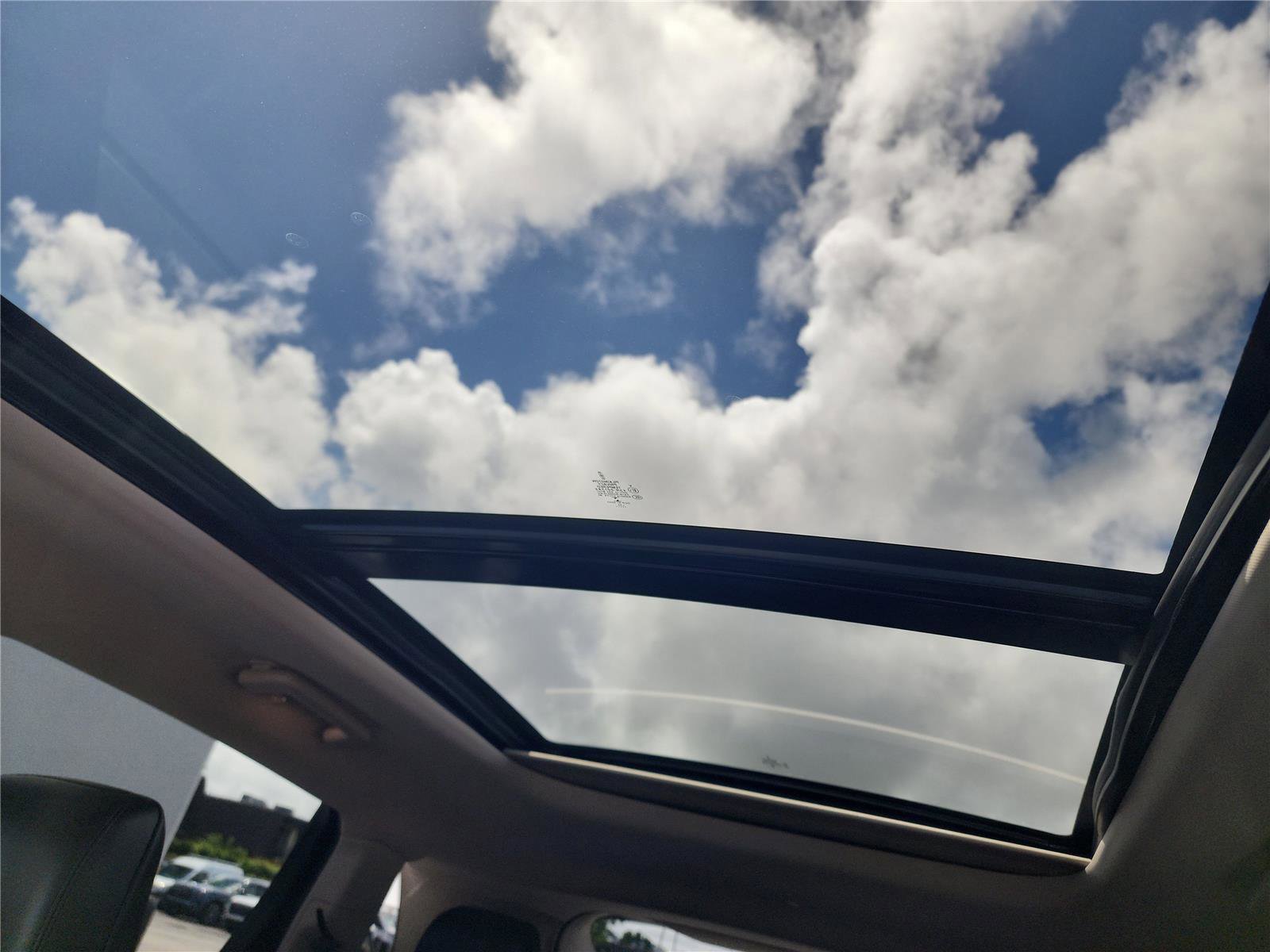 Used 2022 Lincoln Nautilus Reserve image 16