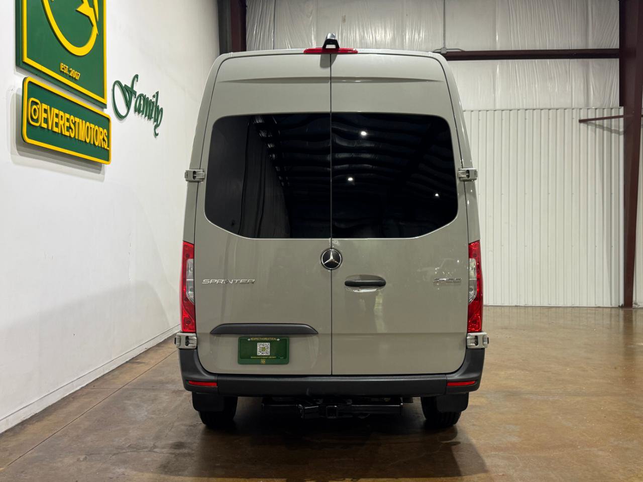 Used 2021 Mercedes-Benz Sprinter 2500 image 6