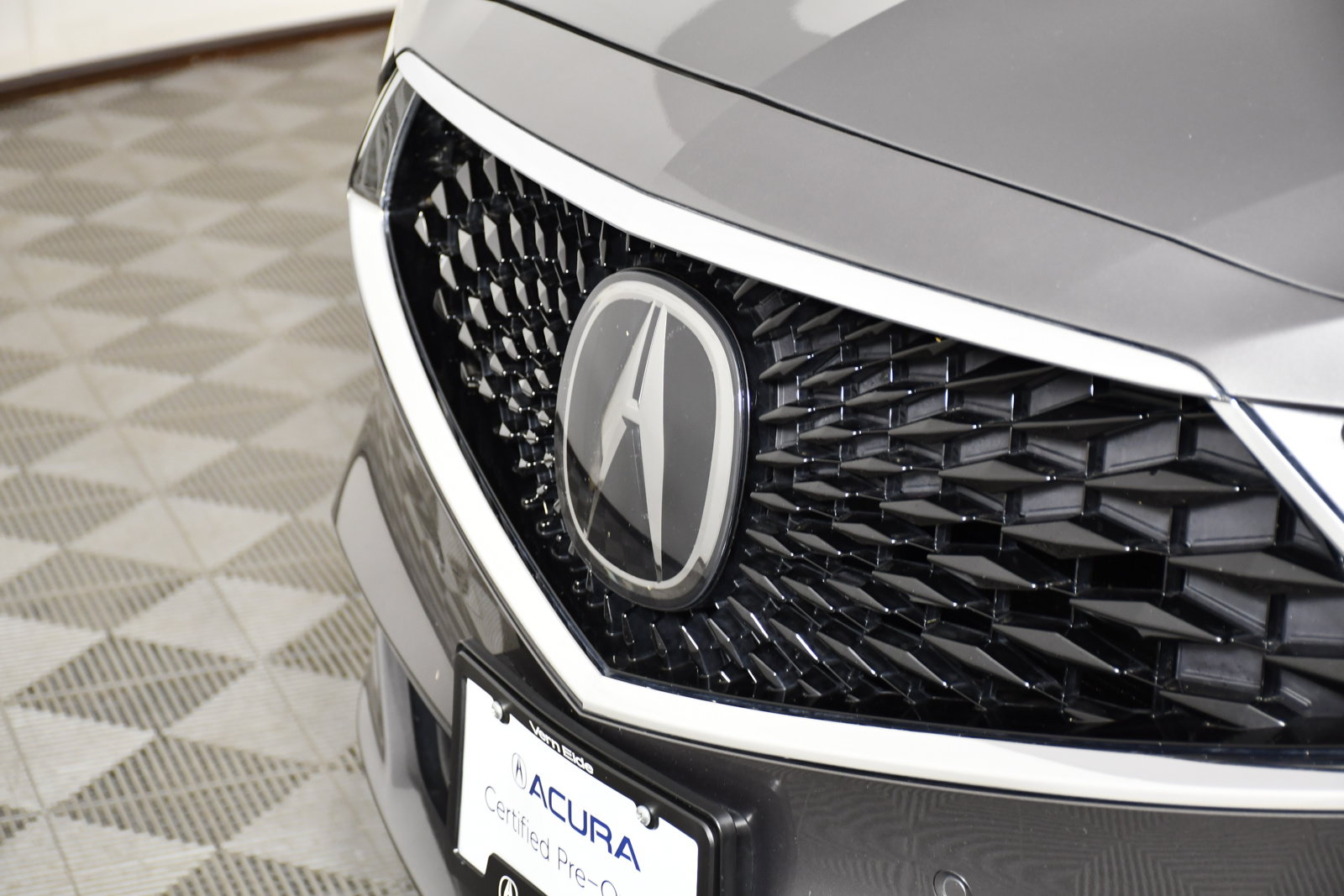 Certified 2024 Acura MDX w/ Technology Package AWD/4WD image 11