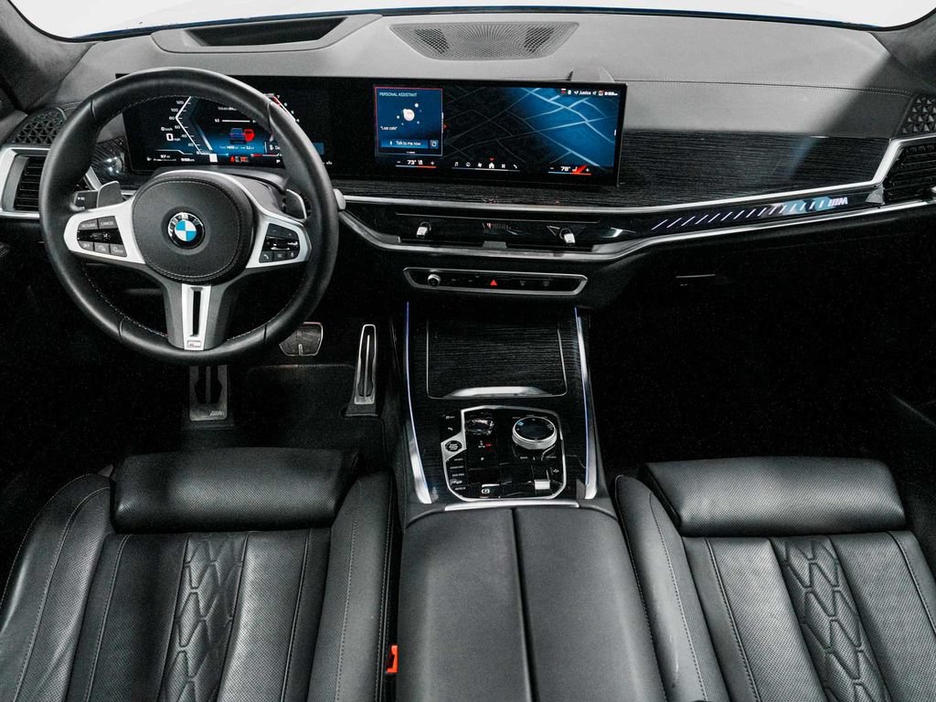 Used 2026 BMW X7 M60i AWD/4WD image 40