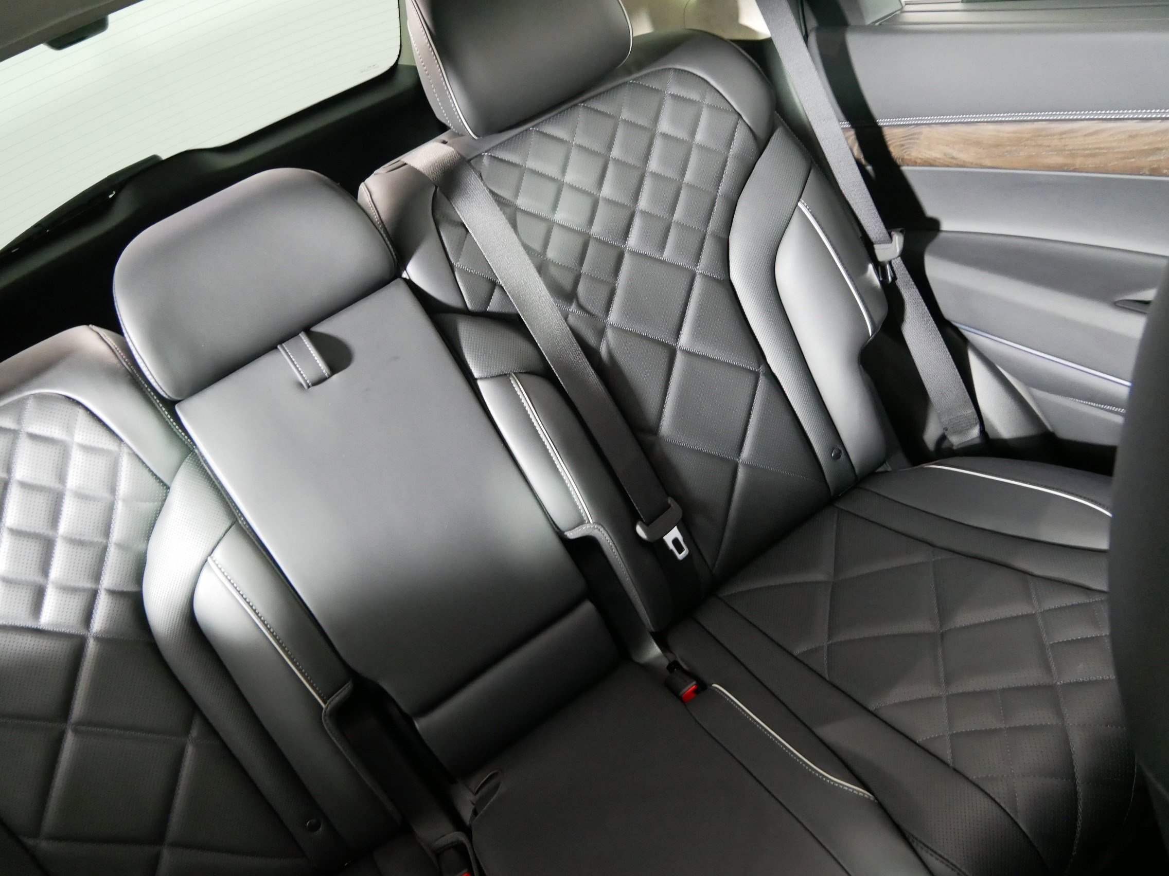 Used 2025 Genesis GV80 3.5T Prestige AWD/4WD image 14