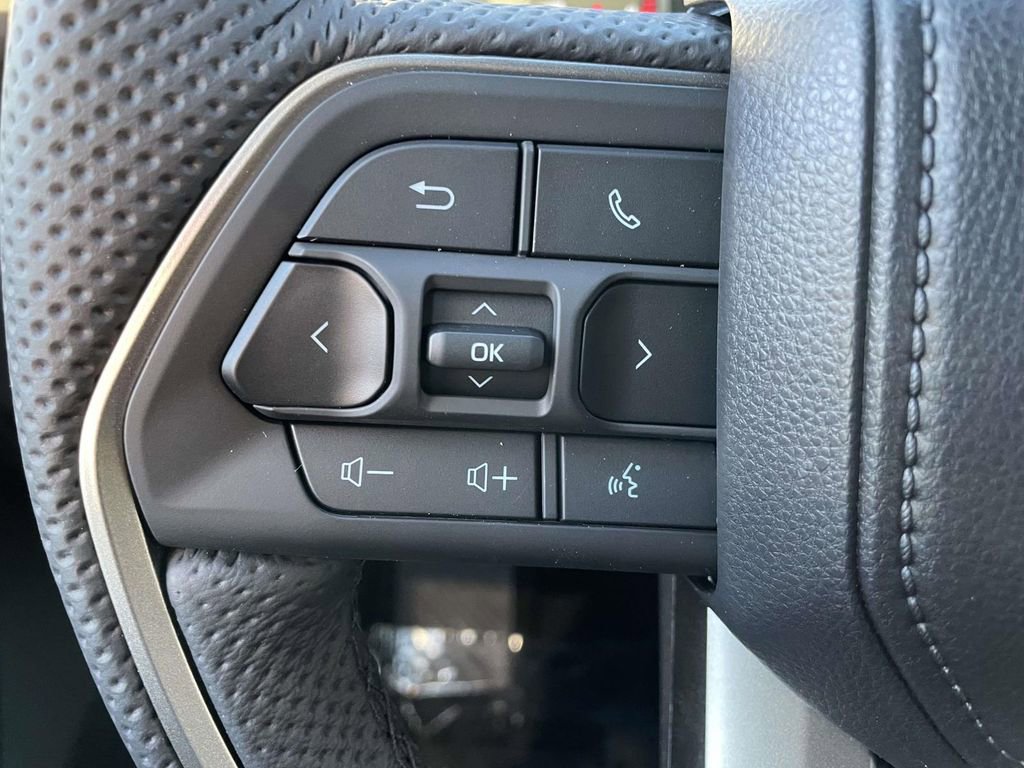 New 2026 Toyota Tundra SR5 image 32