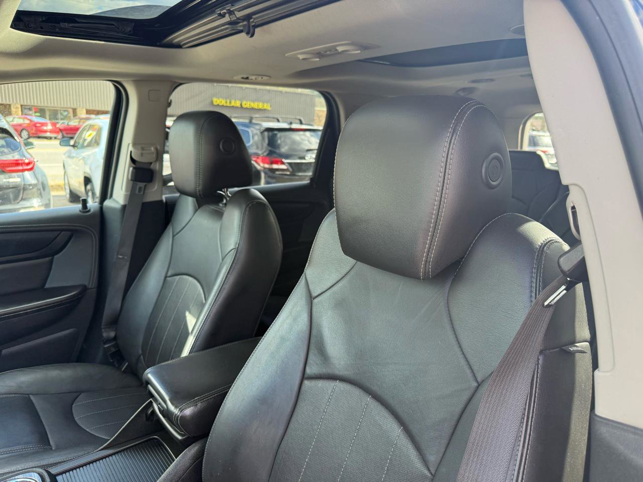 Used 2017 GMC Acadia Limited SLT AWD/4WD image 18