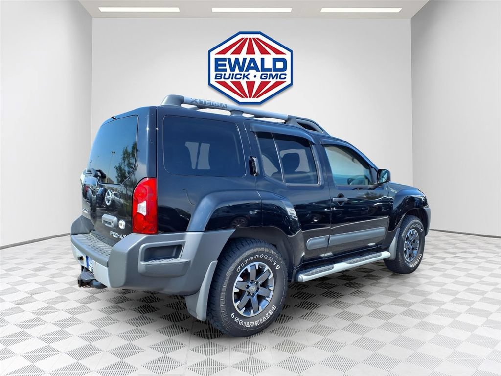Used 2015 Nissan Xterra PRO-4X w/ Nevada Tow Package AWD/4WD image 4