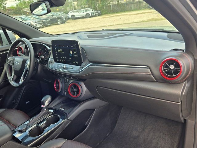 Used 2025 Chevrolet Blazer RS image 31