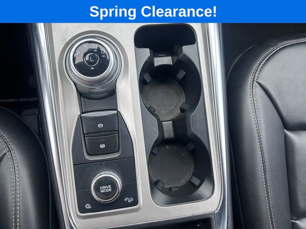 Used 2023 Ford Explorer XLT w/ Equipment Group 202A AWD/4WD image 16