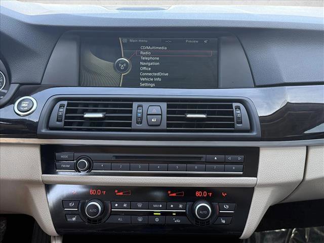 Used 2011 BMW 550i Sedan image 17
