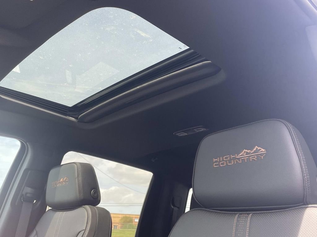 New 2026 Chevrolet Silverado 3500 High Country w/ High Country Premium Package image 17