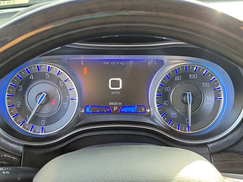 Used 2019 Chrysler 300 Limited image 25