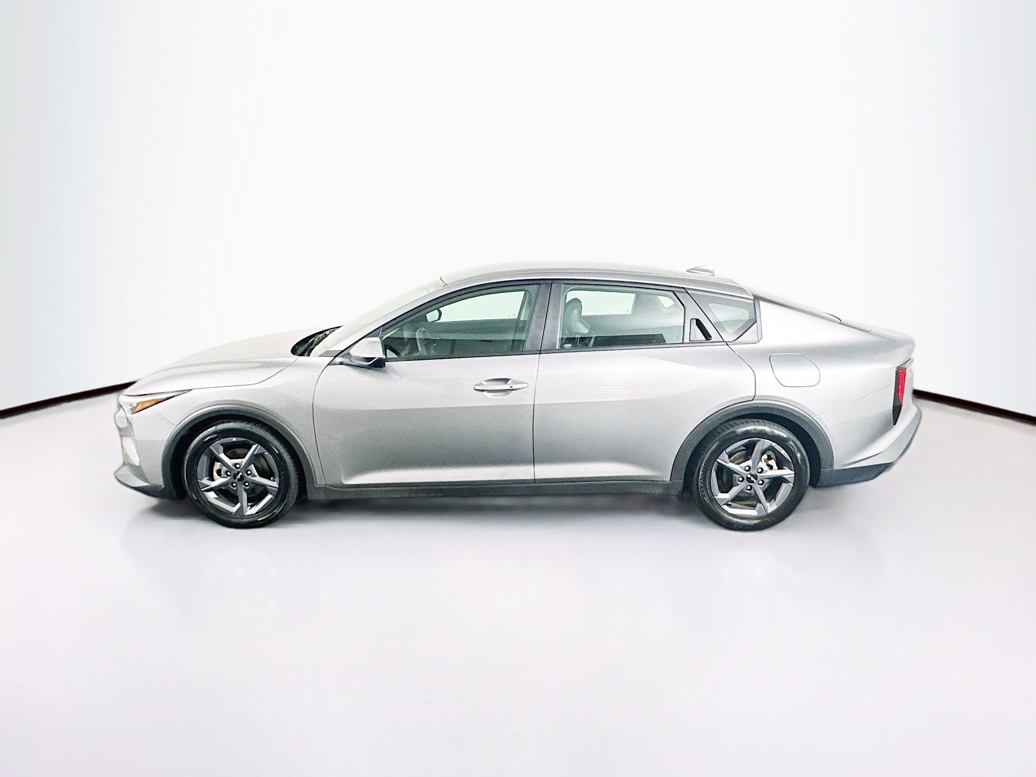 Used 2025 Kia K4 FWD image 4