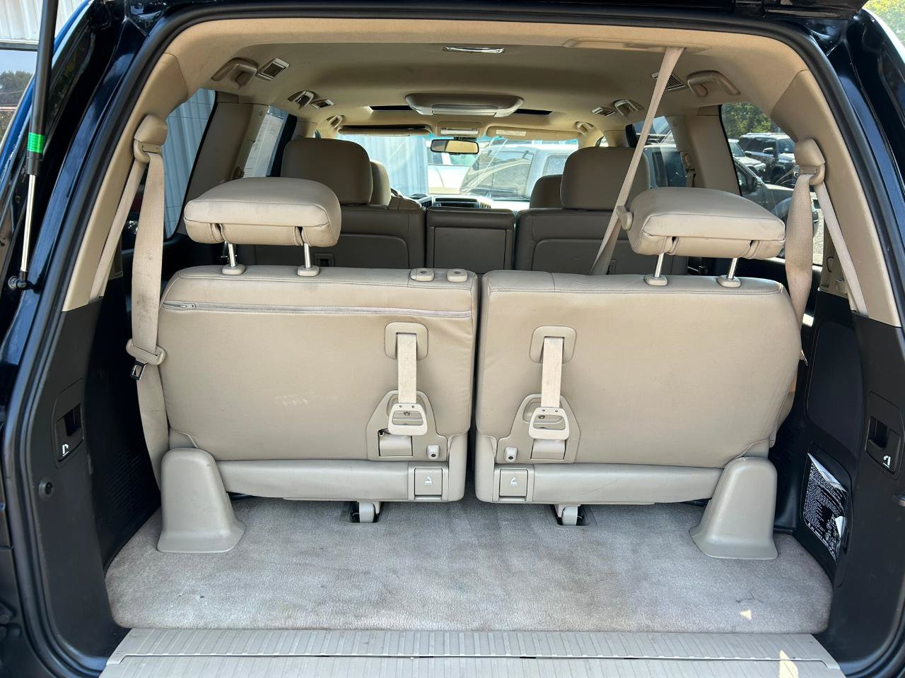 Used 2011 Toyota Land Cruiser w/ Upgrade Pkg AWD/4WD image 20