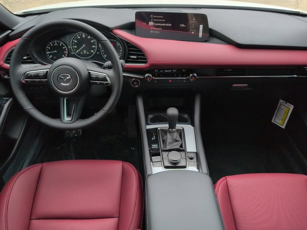 New 2026 MAZDA MAZDA3 Hatchback w/Premium Plus Pkg AWD/4WD image 4