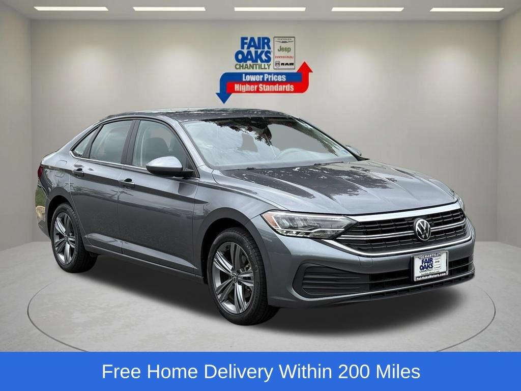 Used 2024 Volkswagen Jetta SE