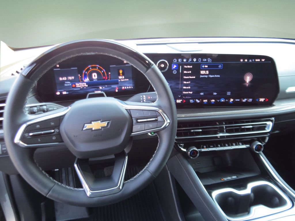 Certified 2025 Chevrolet Traverse High Country image 23