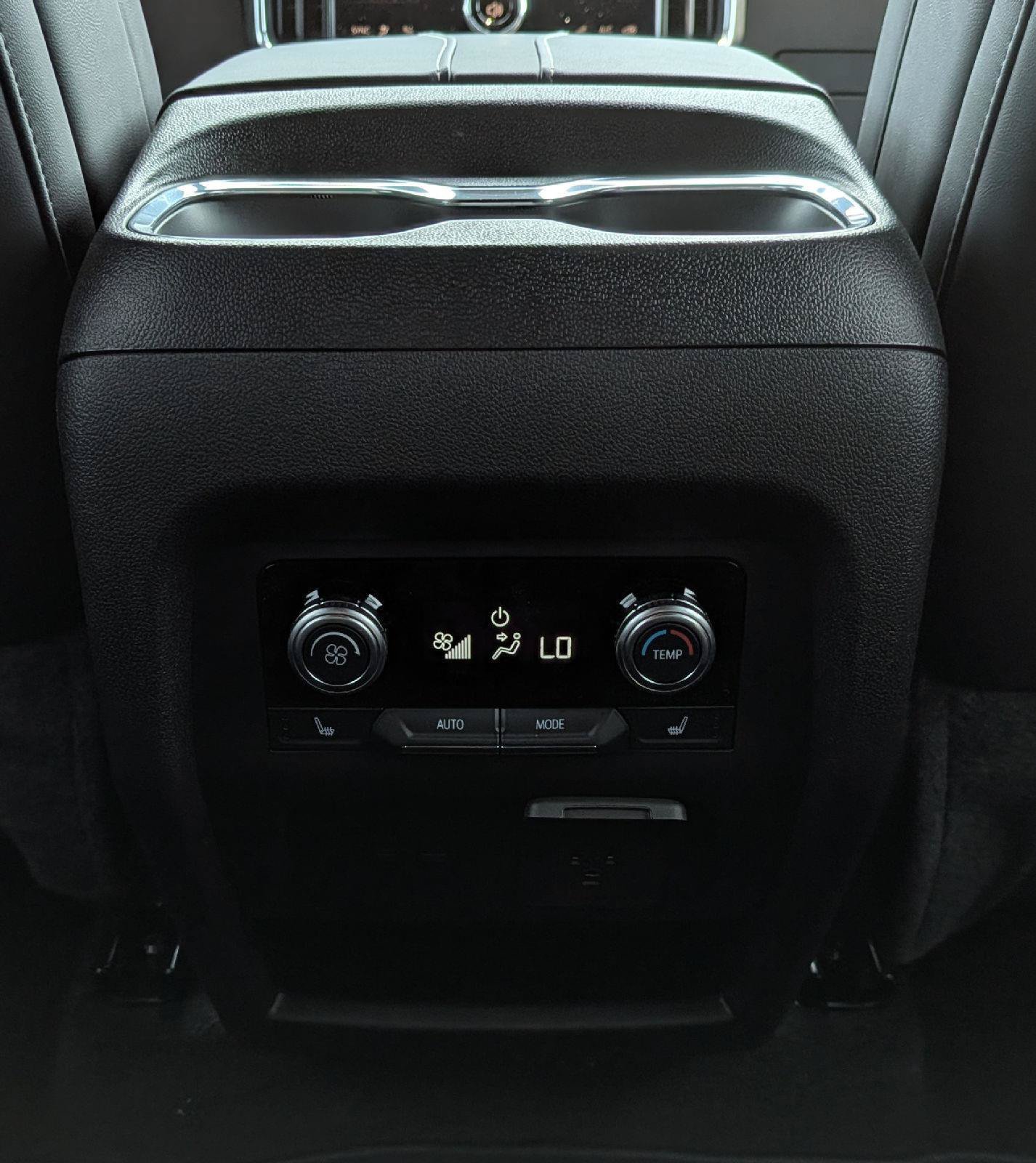 New 2026 GMC Acadia Elevation w/ Black Edition AWD/4WD image 23