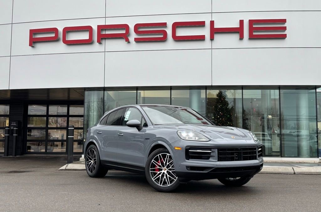 New 2026 Porsche Cayenne S image 19
