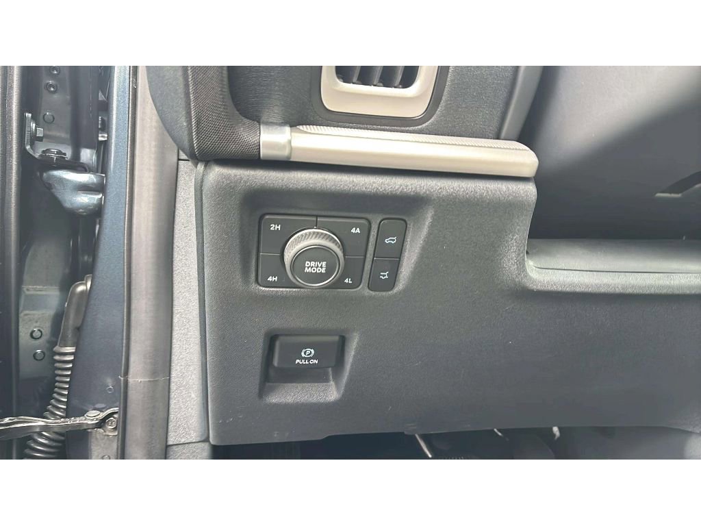 Used 2025 Ford Expedition Max Active image 23