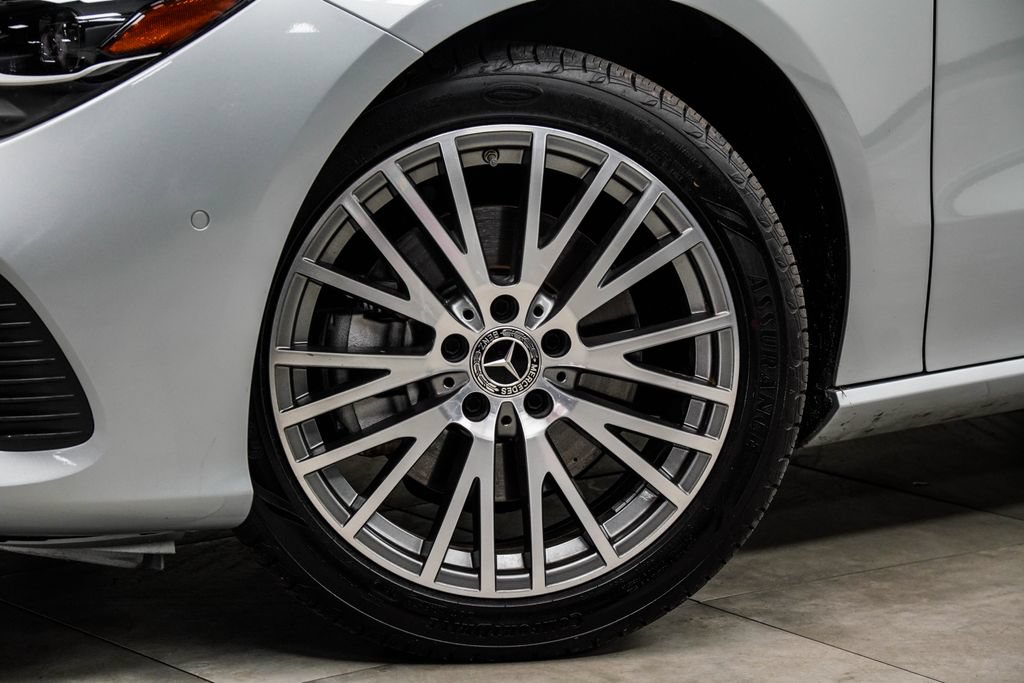 Used 2025 Mercedes-Benz CLA 250 image 5