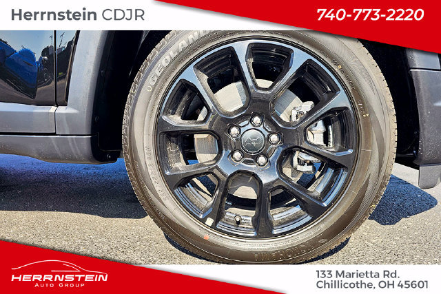 New 2026 Jeep Compass Latitude AWD/4WD image 24