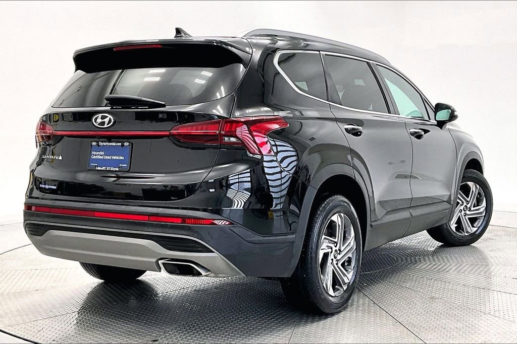 Certified 2023 Hyundai Santa Fe SEL FWD image 2