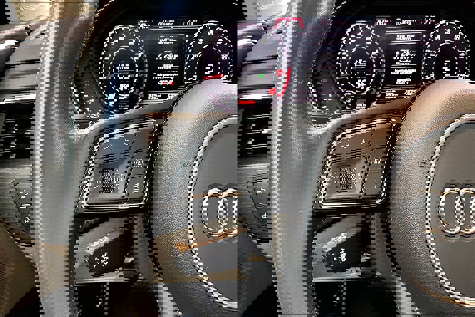 Used 2017 Audi A4 2.0T Premium Plus w/ Premium Plus Package image 24