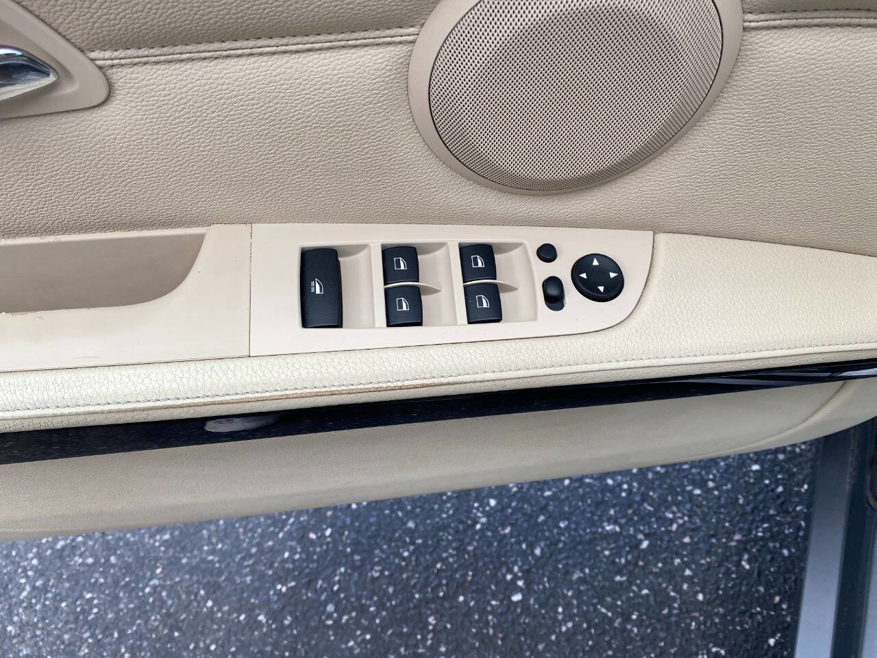 Used 2009 BMW 328i Convertible image 20