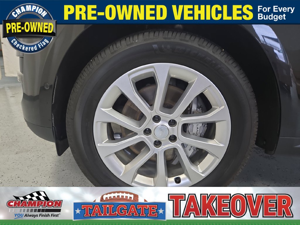 Used 2025 Land Rover Range Rover Sport SE AWD/4WD image 31