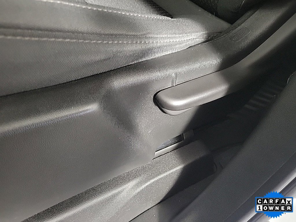 Certified 2021 Chevrolet Silverado 2500 Custom w/ Custom Convenience Package image 18