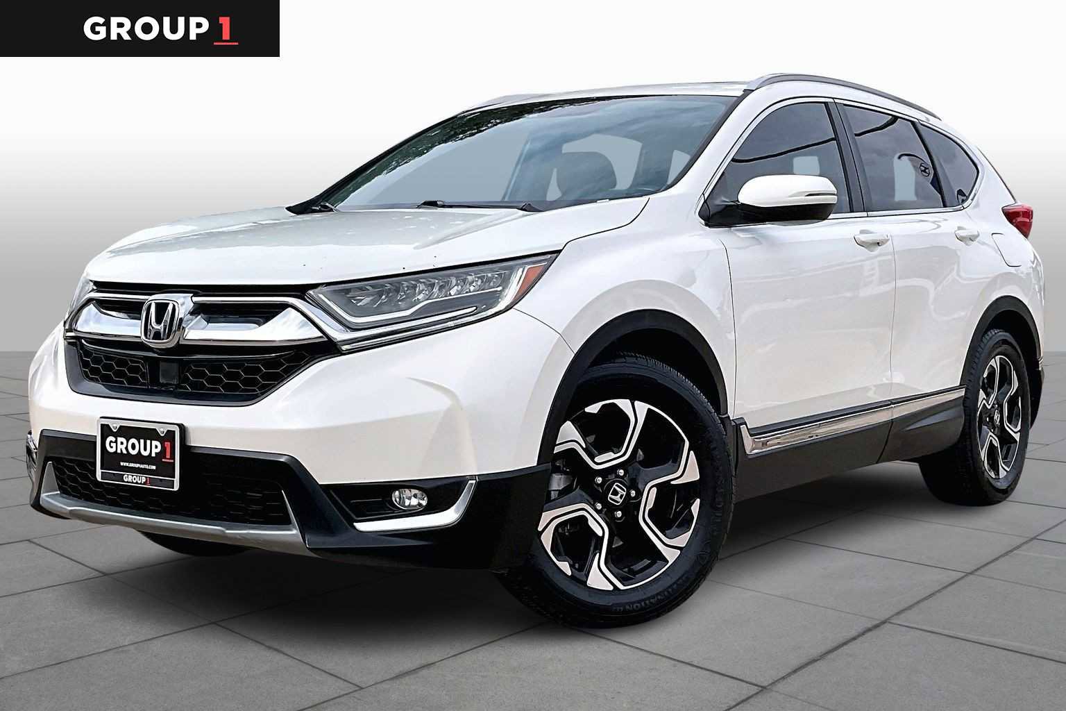 Used 2018 Honda CR-V Touring image 1