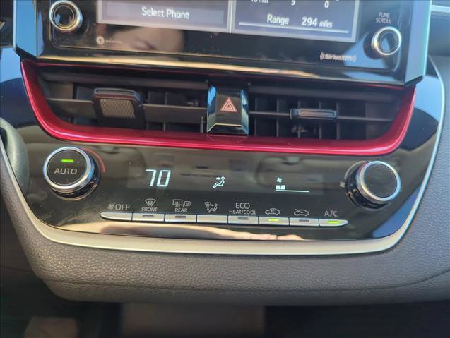 Used 2021 Toyota Corolla LE image 17