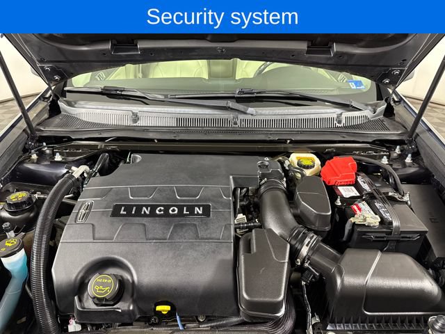 Used 2014 Lincoln MKS FWD image 25