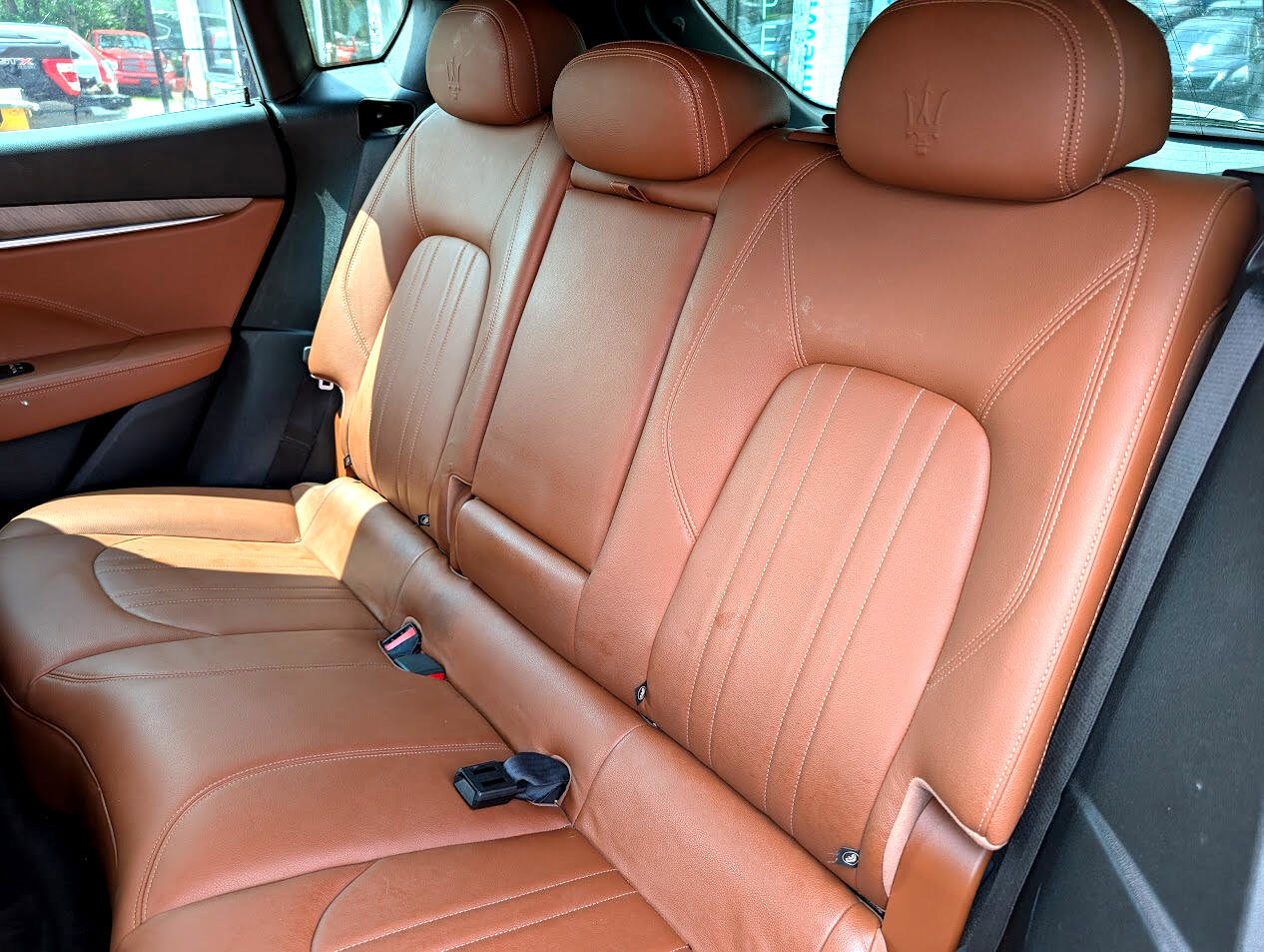 Used 2019 Maserati Levante image 7