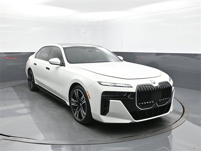 New 2025 BMW 760i xDrive w/ Executive Package image 22