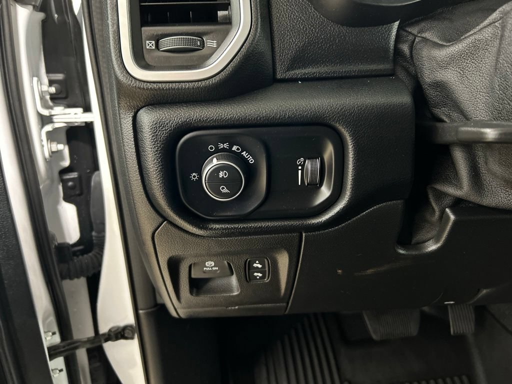 Used 2021 RAM 1500 Big Horn w/ Trailer Tow Group AWD/4WD image 13