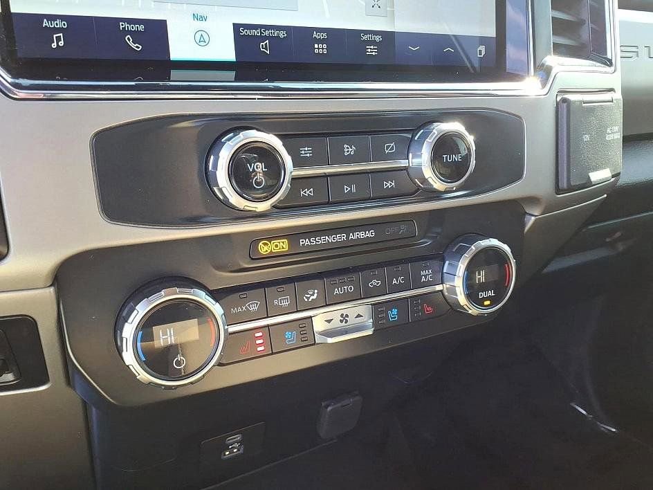 Used 2022 Ford F250 Lariat w/ Lariat Ultimate Package image 27