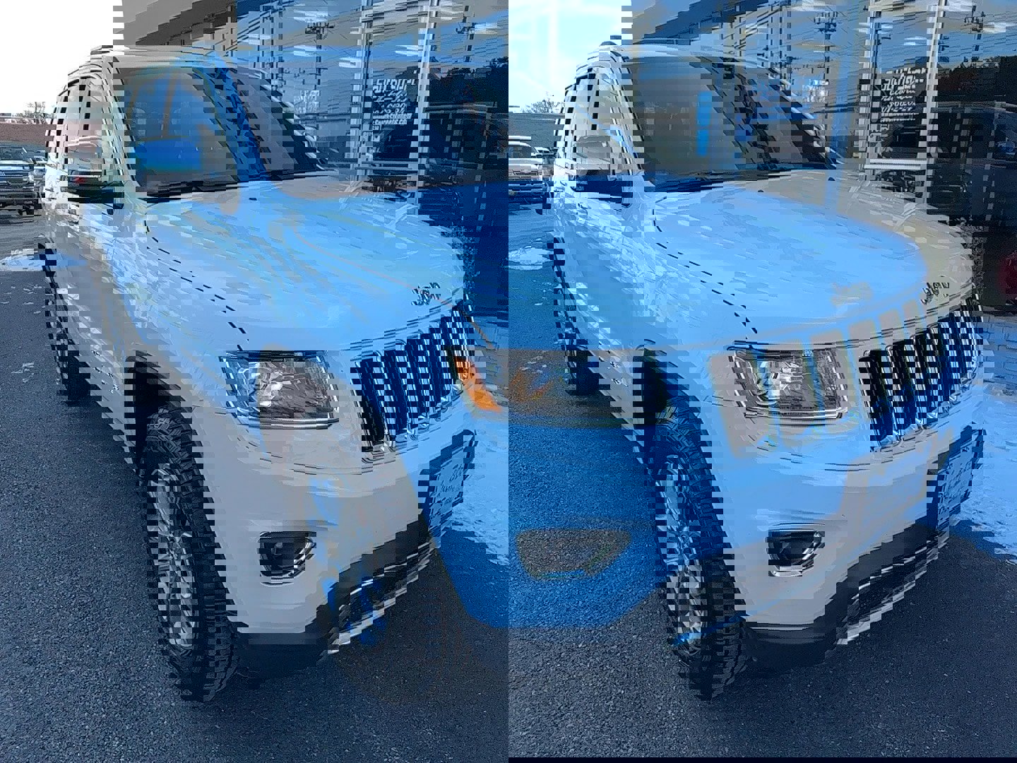 Used 2016 Jeep Grand Cherokee Limited image 2