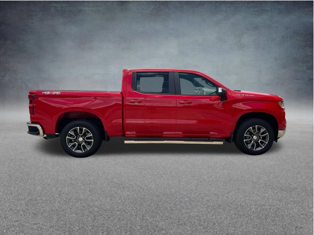 Used 2023 Chevrolet Silverado 1500 LT AWD/4WD image 16
