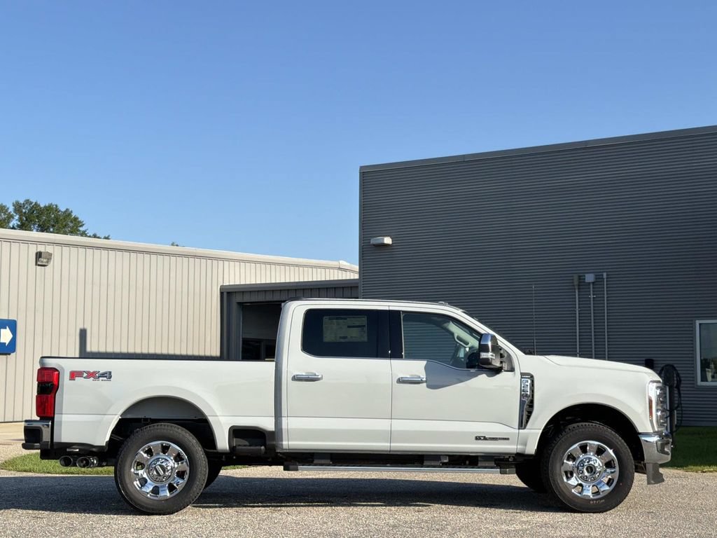 New 2026 Ford F250 Lariat w/ Chrome Package AWD/4WD image 3
