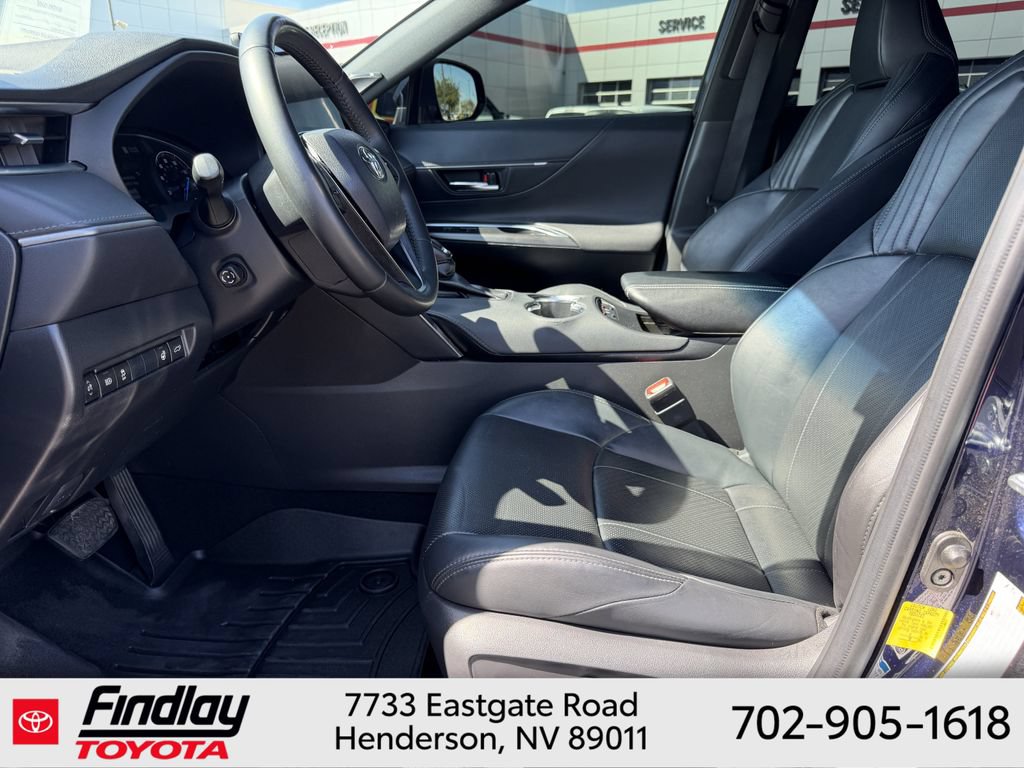 Certified 2021 Toyota Venza XLE w/ Softex Package AWD/4WD image 6