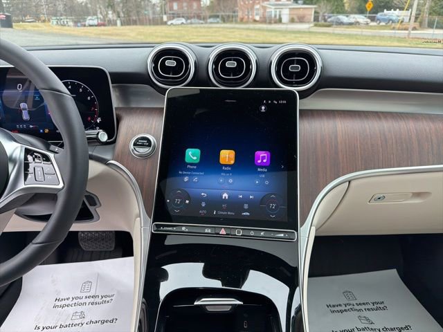 Used 2025 Mercedes-Benz GLC 300 4MATIC image 18