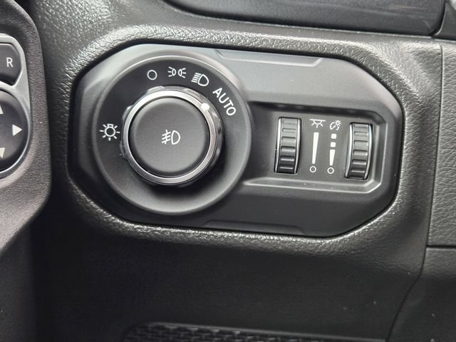 Used 2022 Jeep Wrangler Unlimited Sport AWD/4WD image 22