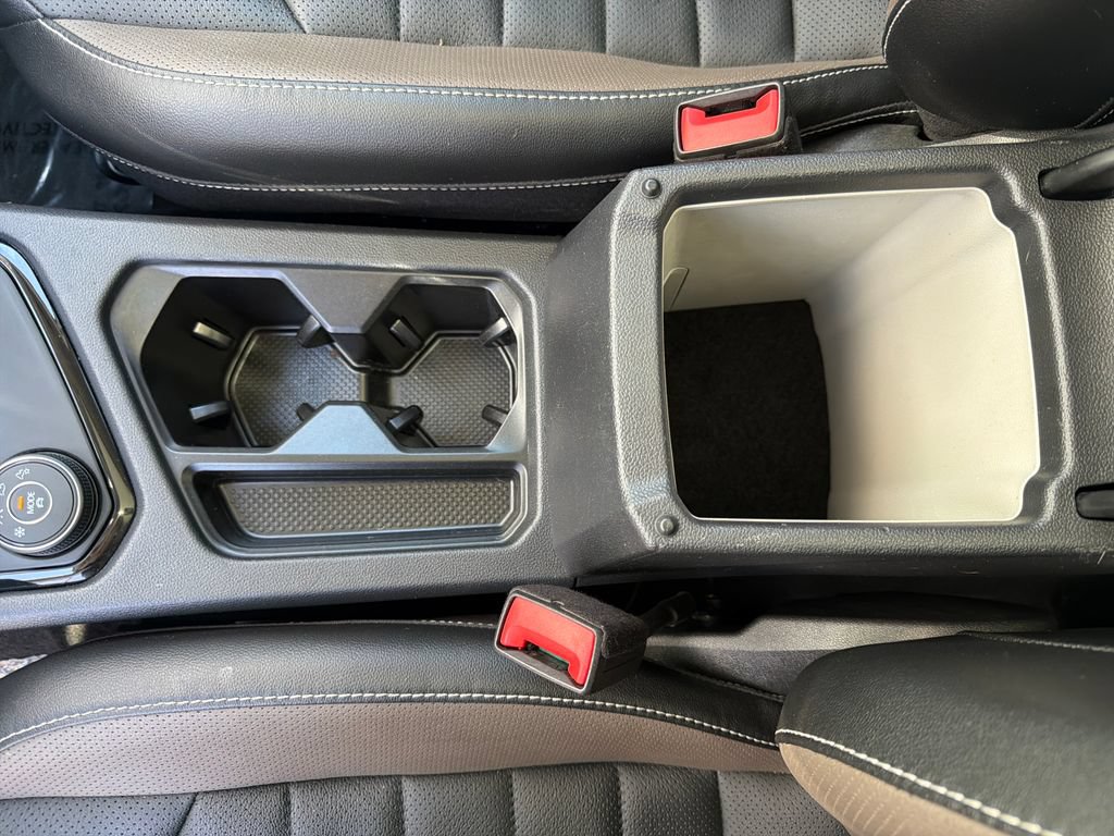 Certified 2023 Volkswagen Taos SEL AWD/4WD image 26